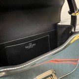 Wholesale VALENTINO GARAVANI LETTER VLOGO SIGNATURE handbag