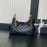 Replica Luxury AS5302 Maxi Hobo Shiny Bag