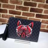 Gucci Best GG Supreme 473904 Bestiary Pouch With Bee