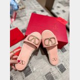 Luxury Valentino VLOGO SIGNATURE SLIDE SANDAL