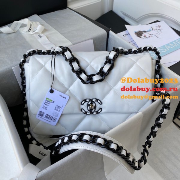 Best Replica Lambskin Gold-Tone AS1160 White/Black 19 Handbags Online Sale